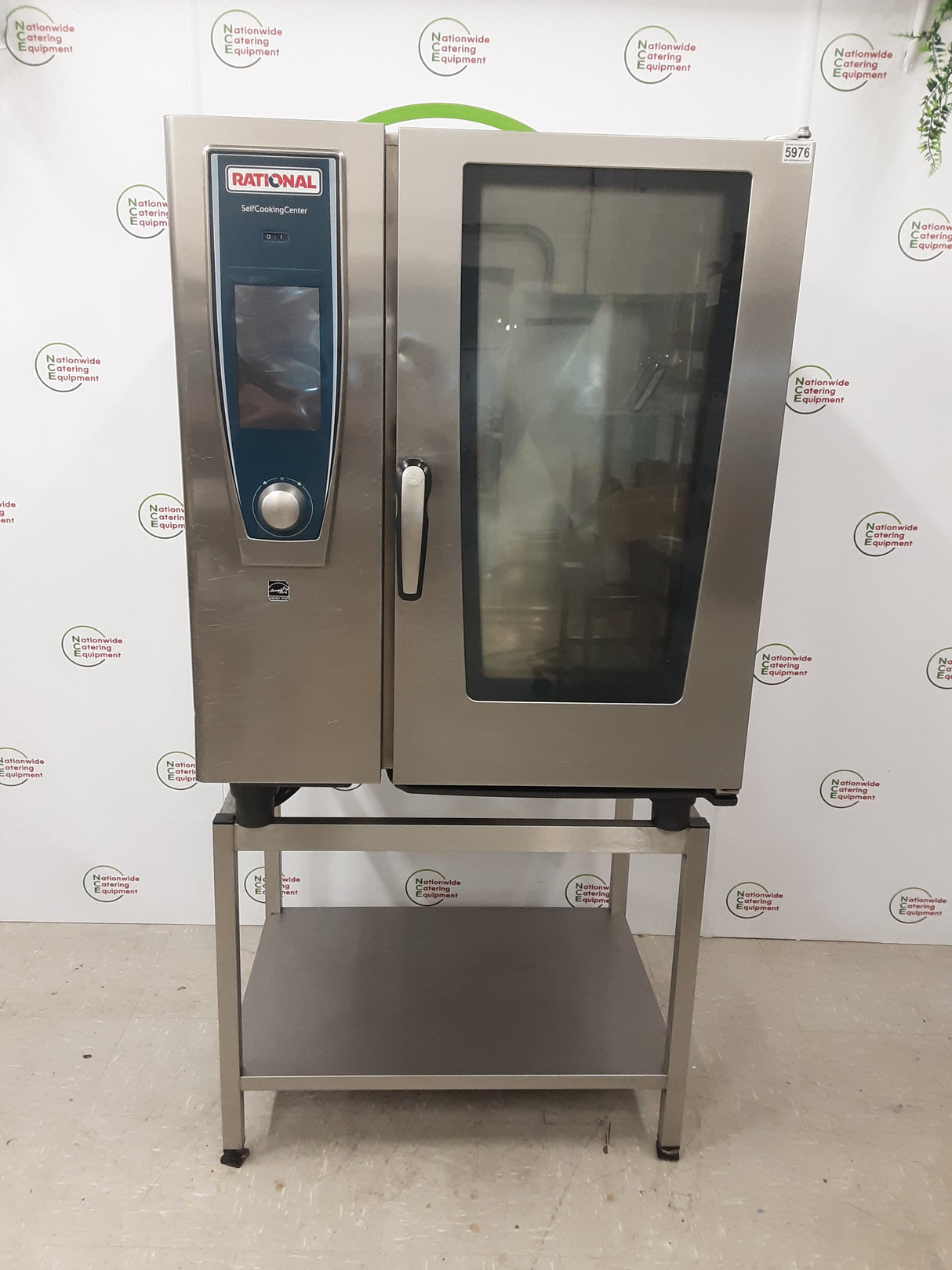 Rational SCC White Efficiency 10 Grid Electric Combi Oven On Stand (NCE5976)
