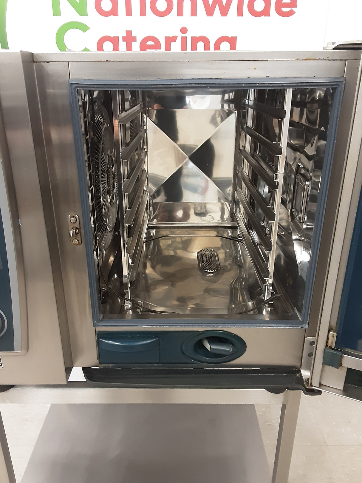 Rational SCC, 5 Senses, White Efficiency, Six Grid Electric Combi Oven On Stand (NCE5980)