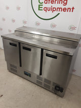 Polar Three Door Counter Fridge With Toppings Opening, 137cm, Model- G605 (NCE5997)