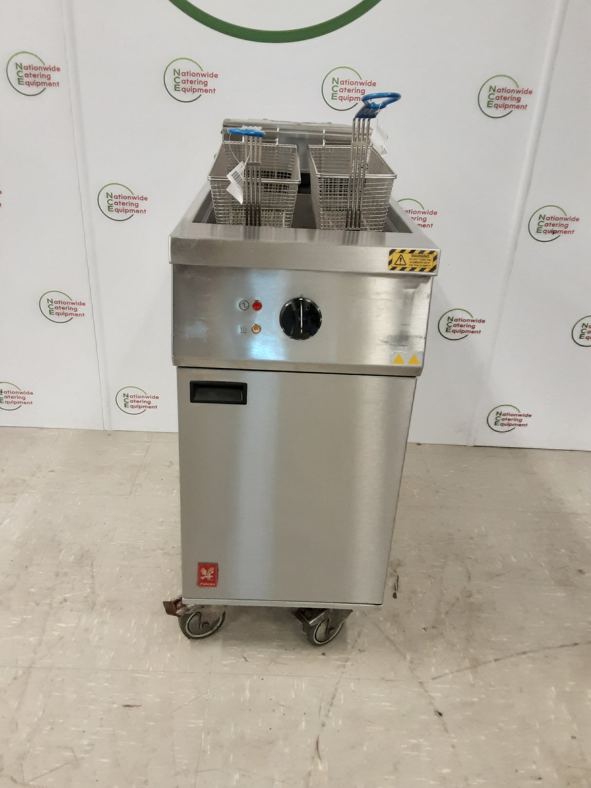 Falcon Electric Pumped Filtration Single Tank/Double Basket Fryer, Model- E401F (NCE2243)