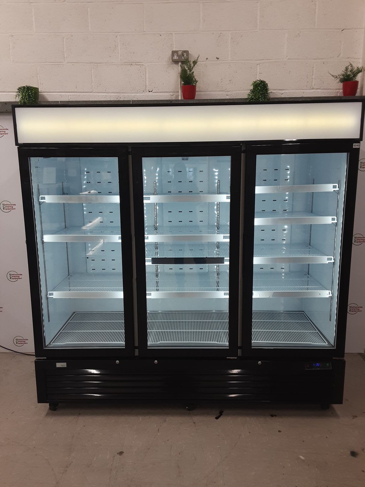 Interlevin Low Energy Three Door Upright Display Fridge, Model- LGC7500 (NCE6049)