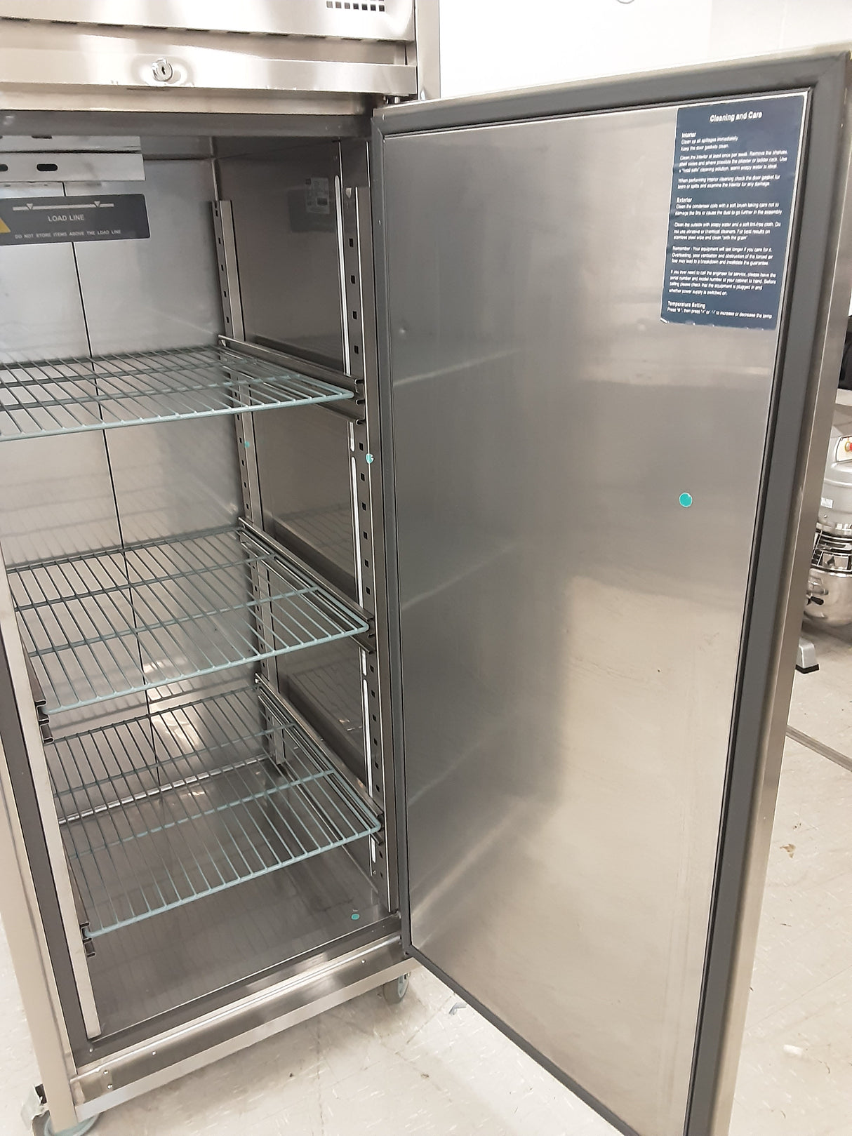 Polar Premium U-Series Single Upright Fridge, New/"B-Grade", Model-UA001 (NCE3514)