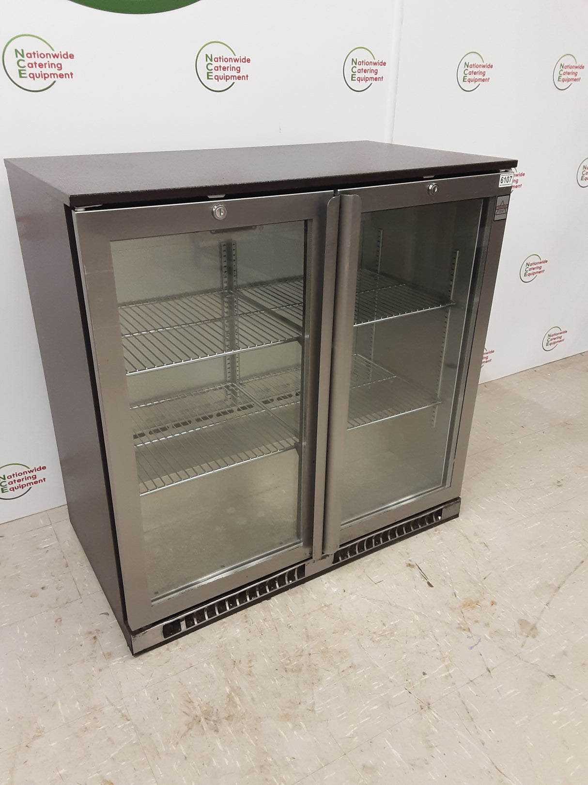 Osborne Two Door Bottle Cooler - Hinged CLEARANCE (NCE6107)