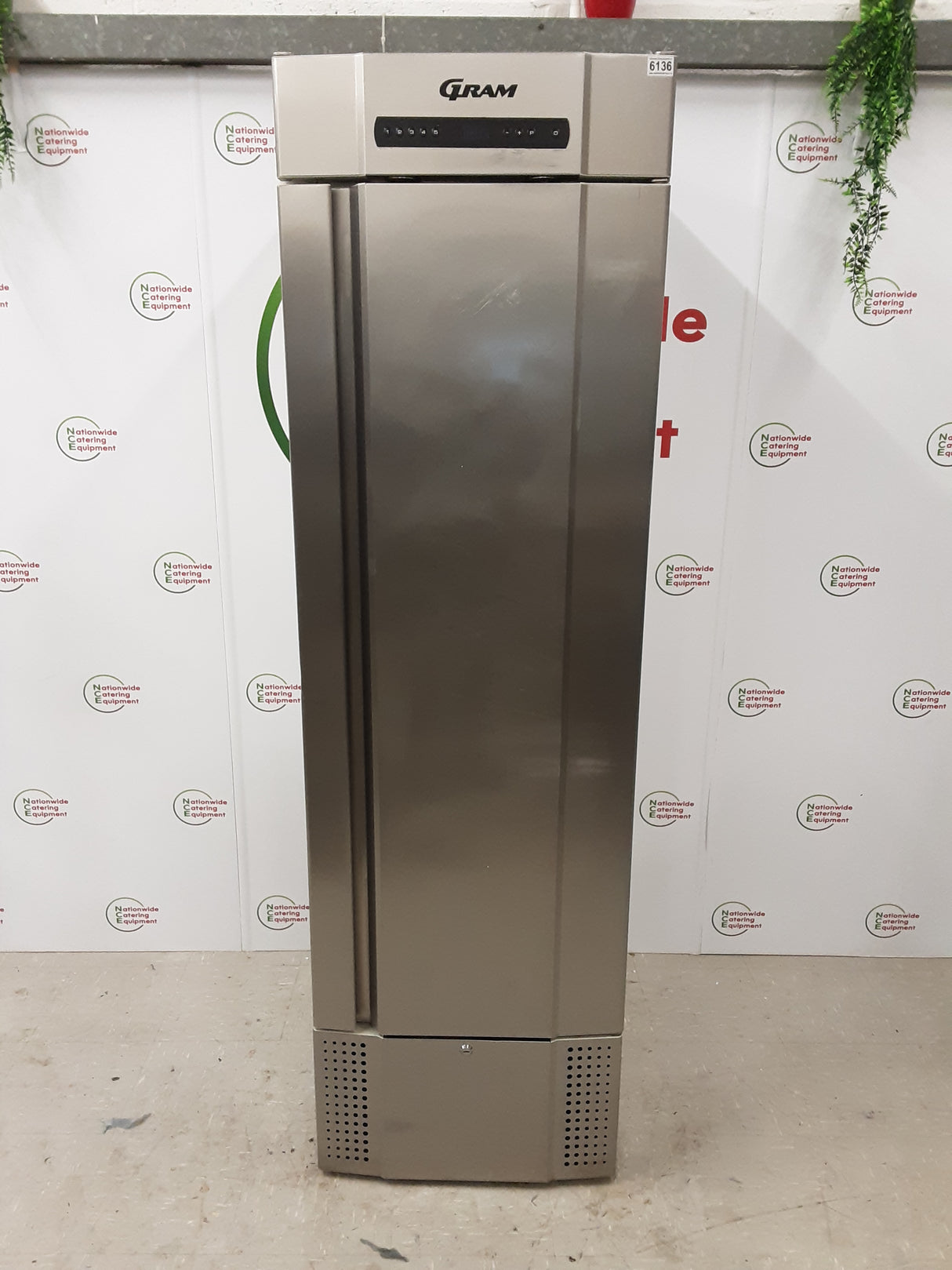 Gram Single Upright Fridge, 425L Capacity, Model- Midi425 (NCE6136)
