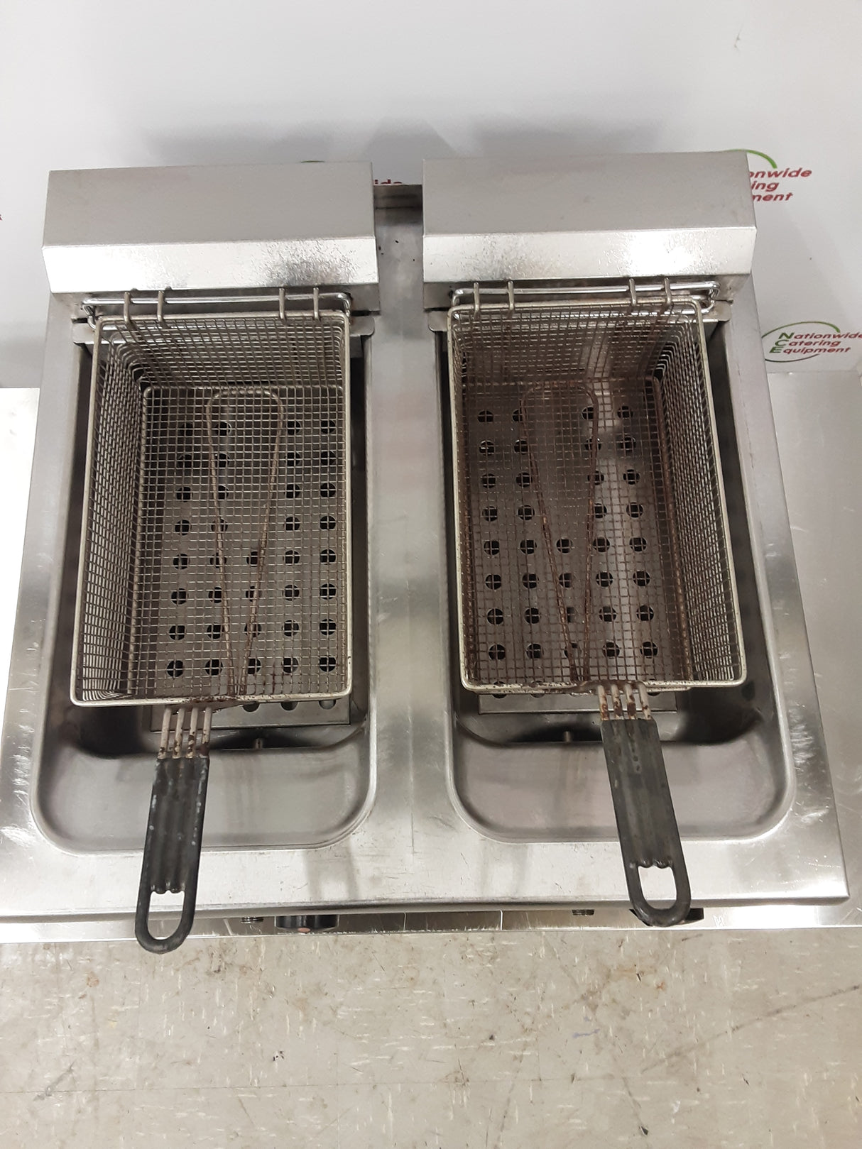 Lincat Twin Tank Tabletop Electric Fryer, Model- DF612 (NCE4051)
