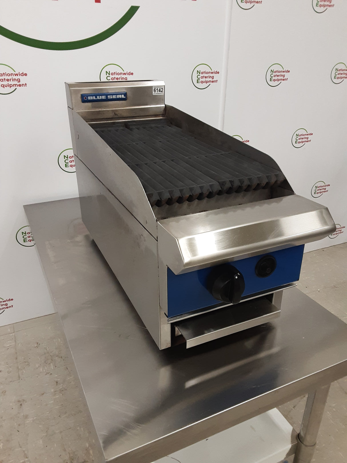 Blue Seal Tabletop Single Burner/30cm Char-Grill, Natural Gas, Model- G592 (NCE6142)