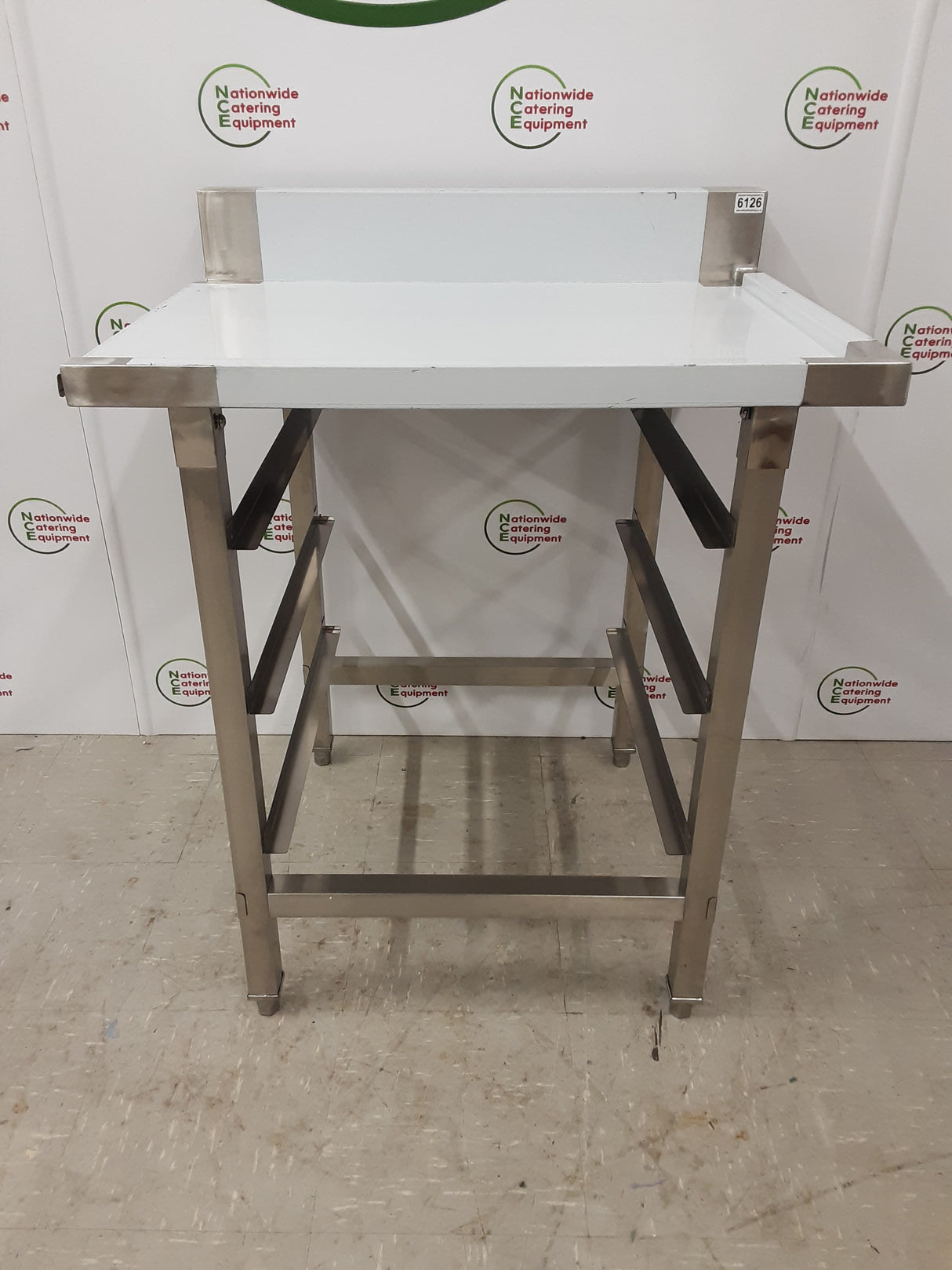 Stainless Steel Diswasher Exit Table (Machine to Left), With Racking Beneath (NCE6126)