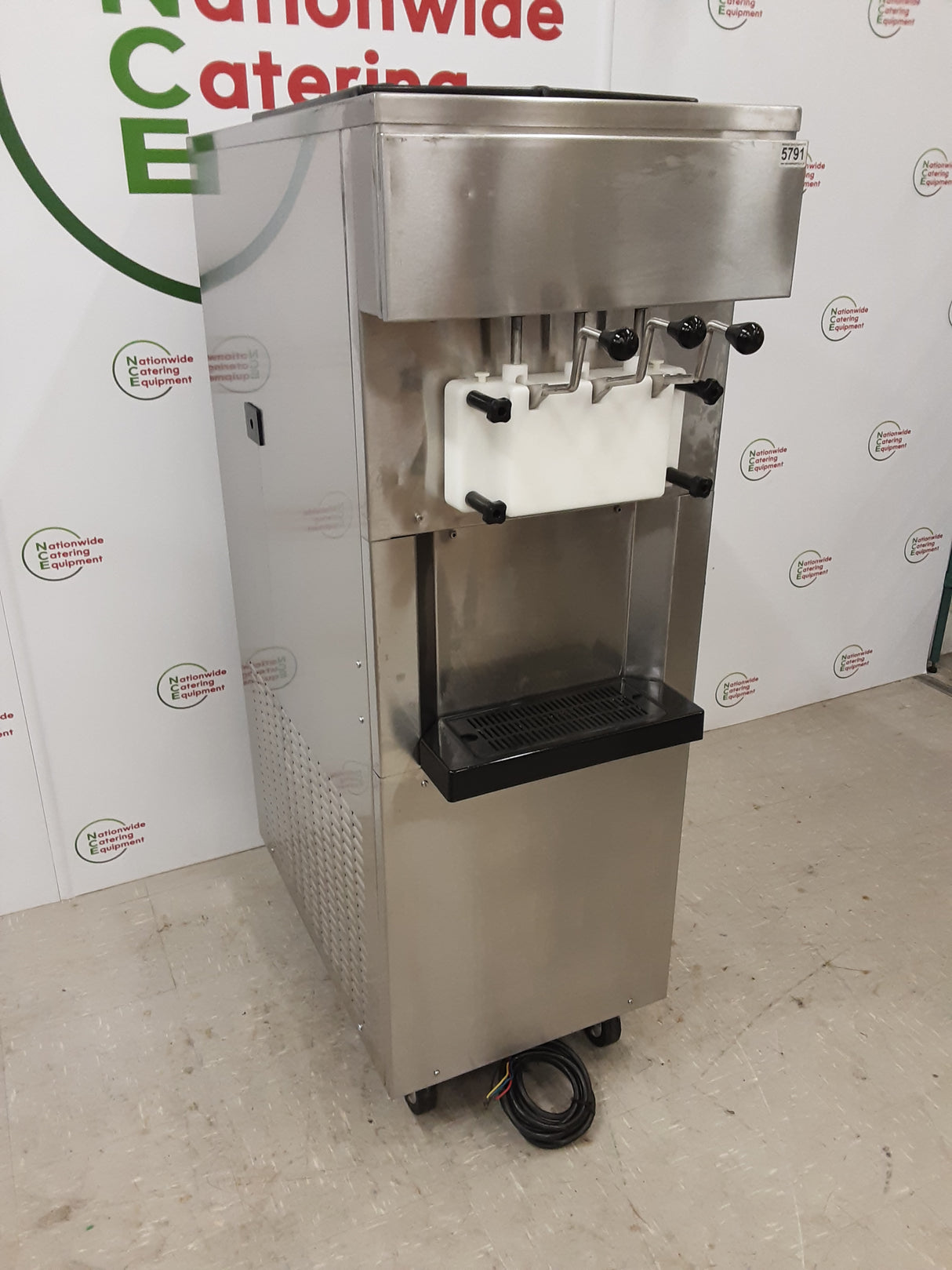 Devi Soft-Serve Icecream Machine, 3ph/16amp, Model- SOFT103/BM/GF (NCE5791)