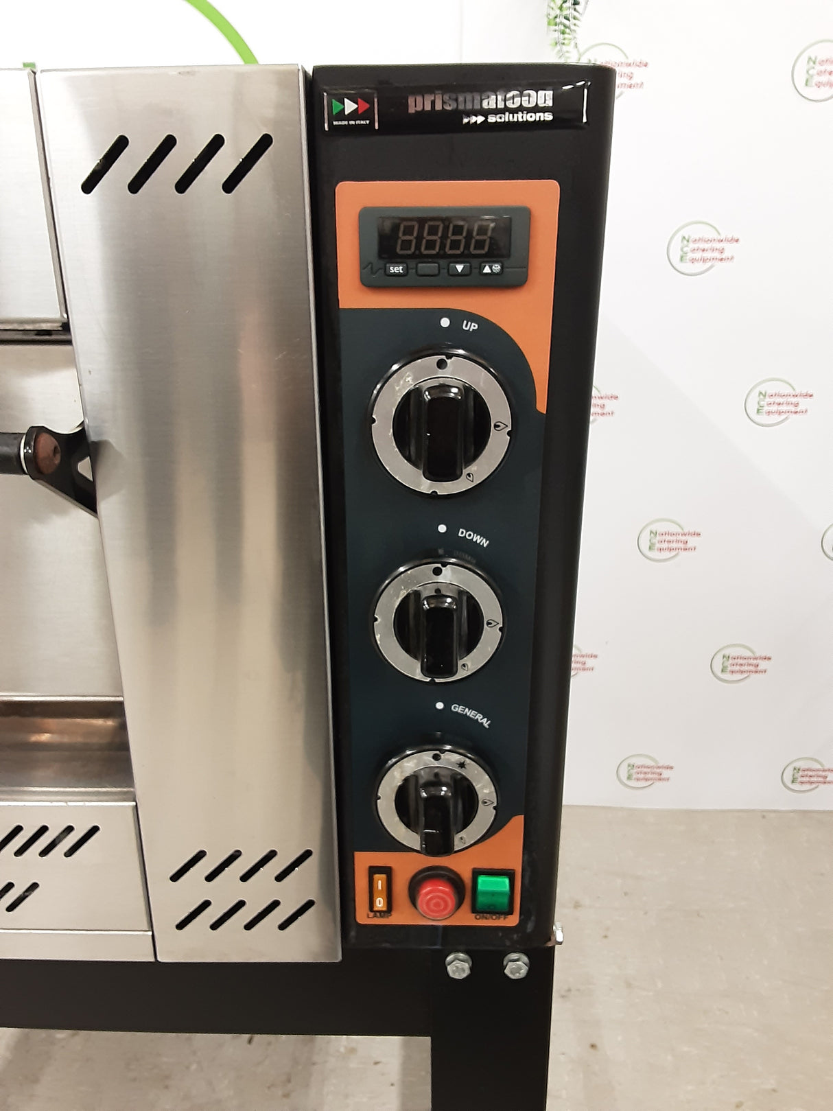 Prismafood Single Deck LPG Gas Pizza Oven On Stand, Model- G9PF (NCE3897)