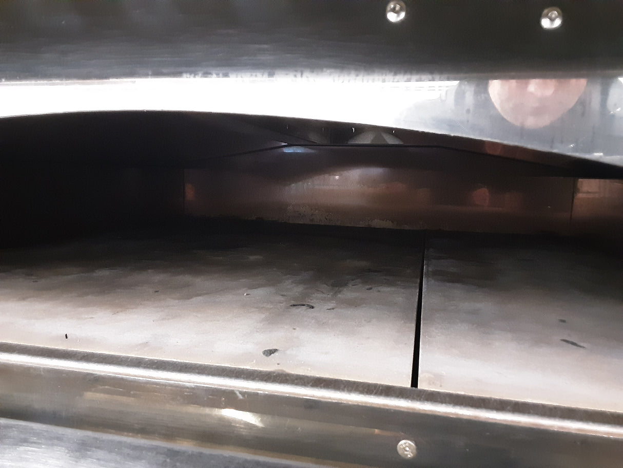 Prismafood Single Deck LPG Gas Pizza Oven On Stand, Model- G9PF (NCE3897)