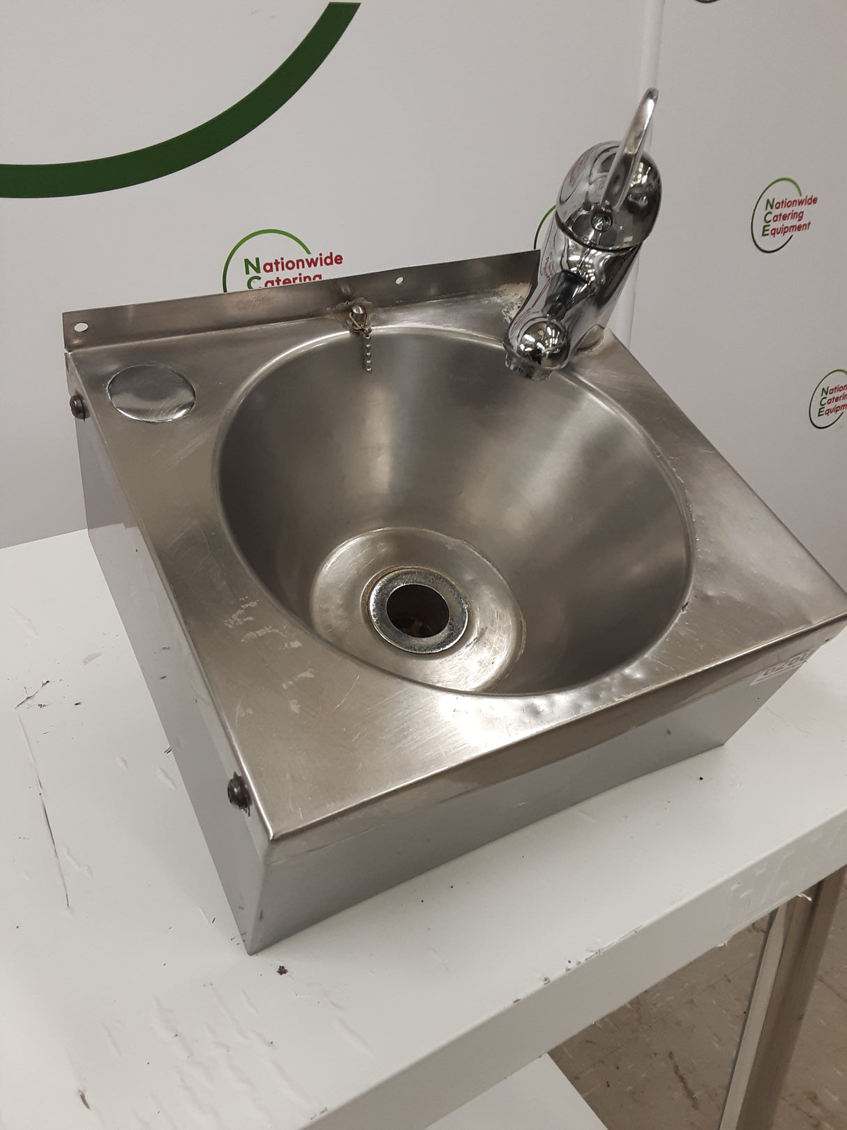 Stainless Steel Hand Wash Basin (NCE6260)