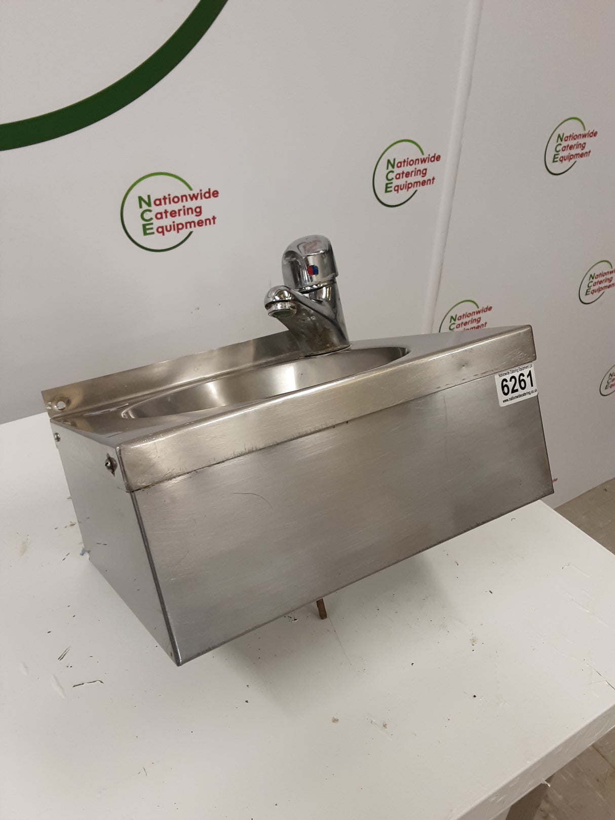 Stainless Steel Hand Wash Basin (NCE6261)