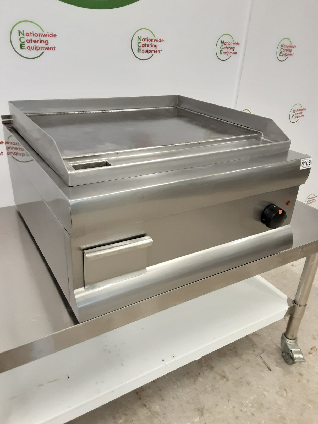 Lincat 60cm Tabletop Electric Griddle, 13Amp, Model- GS6 (NCE6108)