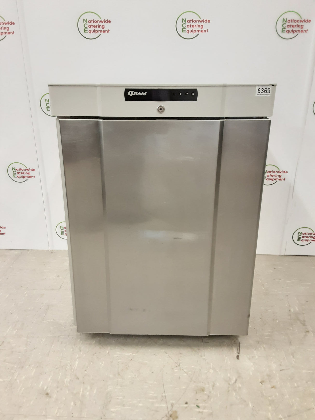 Gram Stainless Steel Undercounter Fridge, 125L Capacity, Model-K210 (NCE6359)