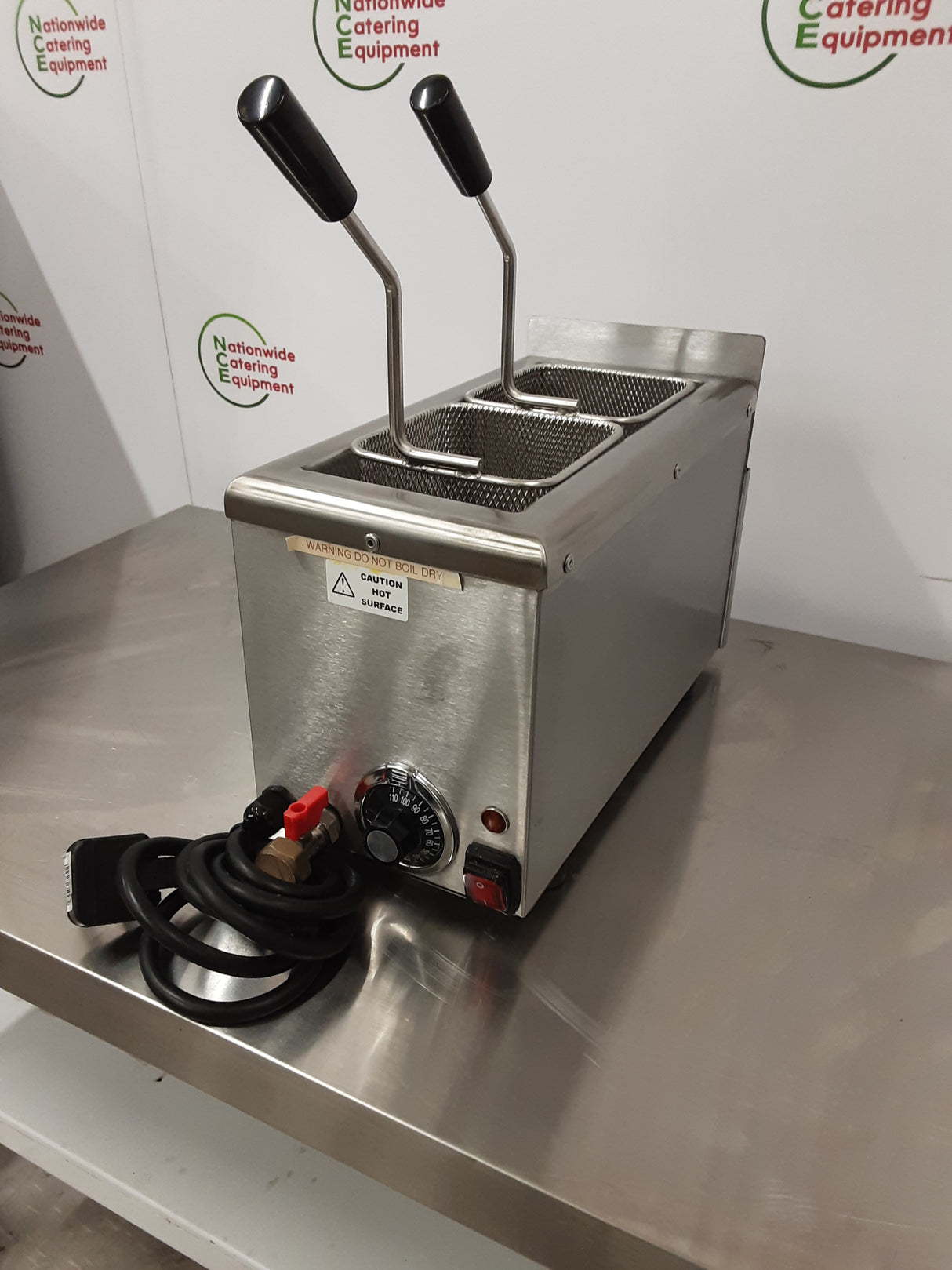 Tabletop Pasta Boiler 13amp Electric With Two New Baskets (NCE6398)