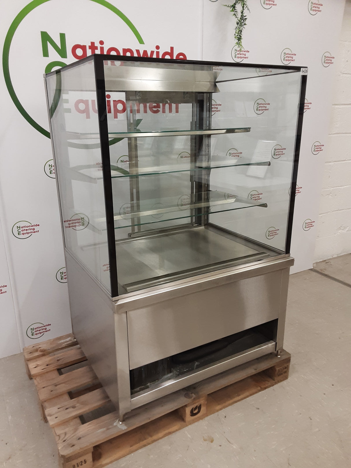 XL Refrigeration Astrid 900 Floorstanding Display Fridge (NCE6427)