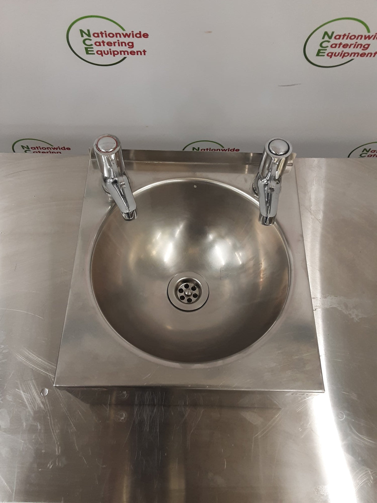 Stainless Steel Wash Hand Basin (NCE6404)