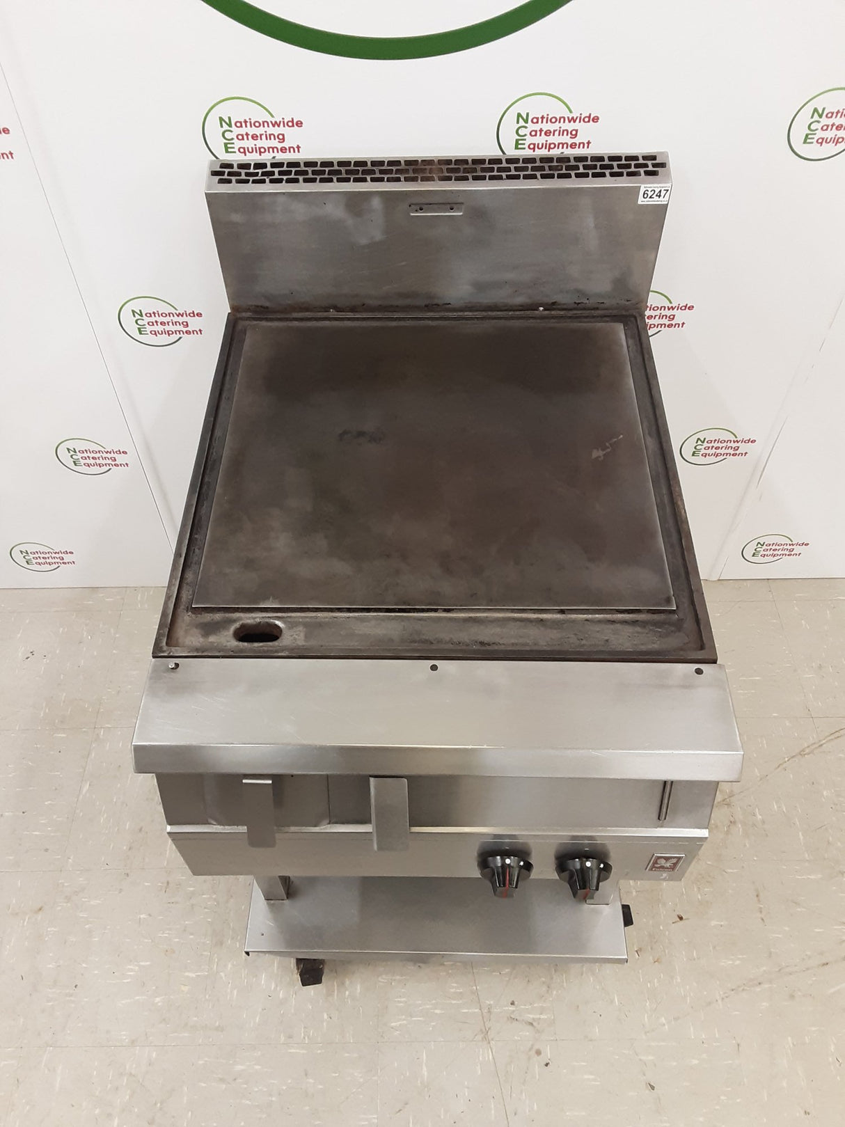 Falcon Griddle LPG On Stand, Model- G2641 (NCE6247)