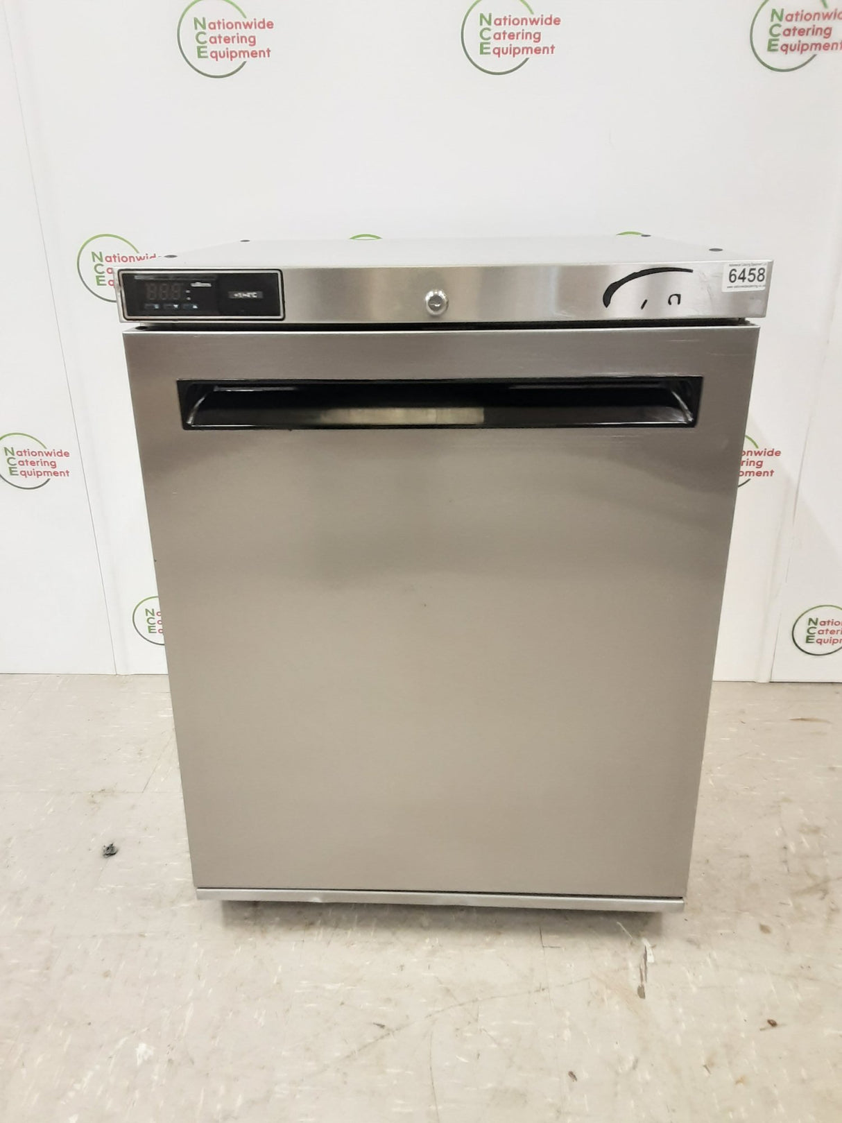 Williams Undercounter Fridge, Model- HA135 (NCE6458)