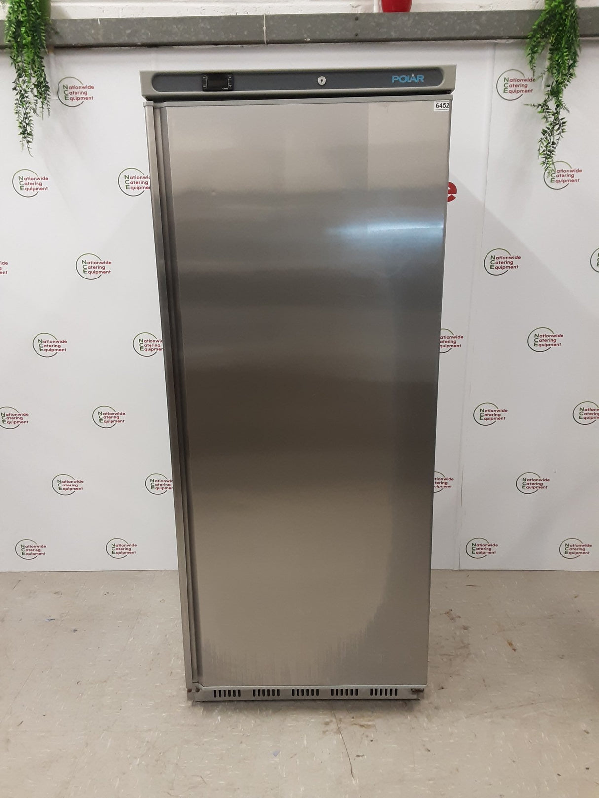 Polar Stainless Steel 600L Single Upright Fridge, Model- CD084 (NCE6452)