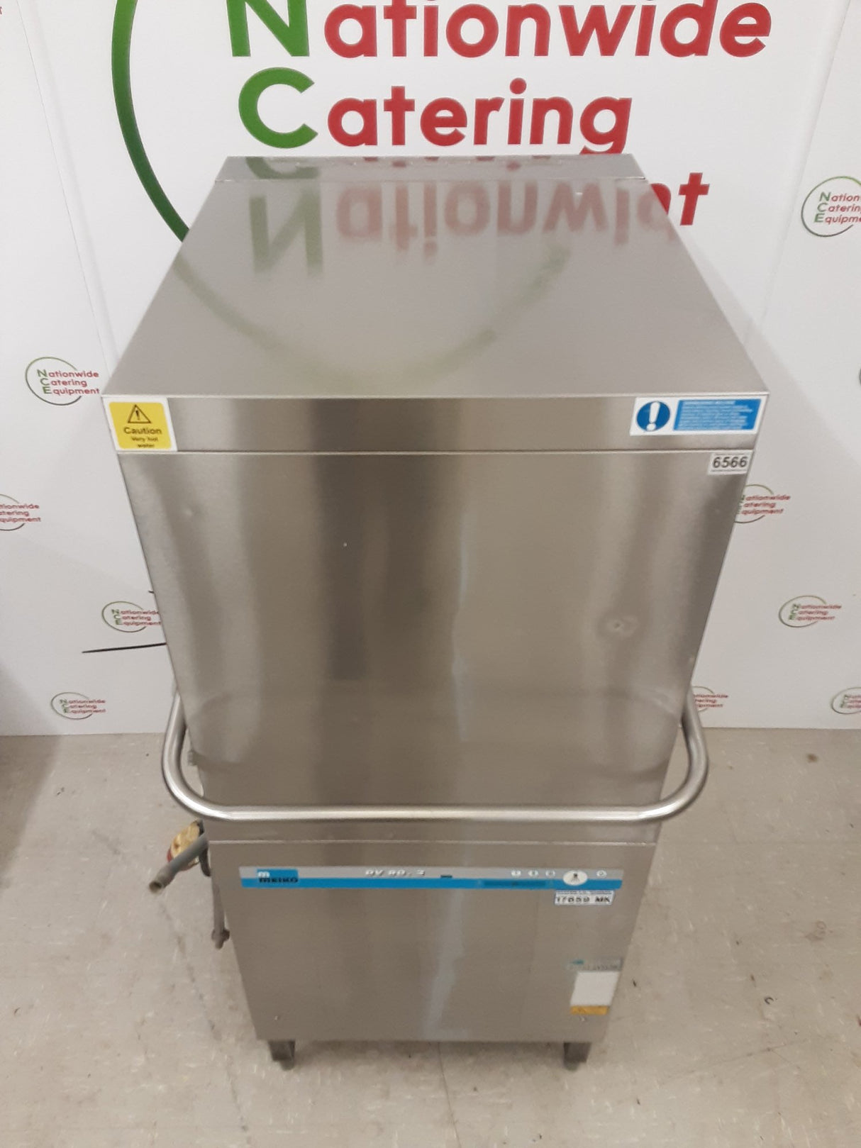 Meiko Pass-Through/Hood Dishwasher, 3ph/32amp, Model- DV.80.2 (NCE6566)