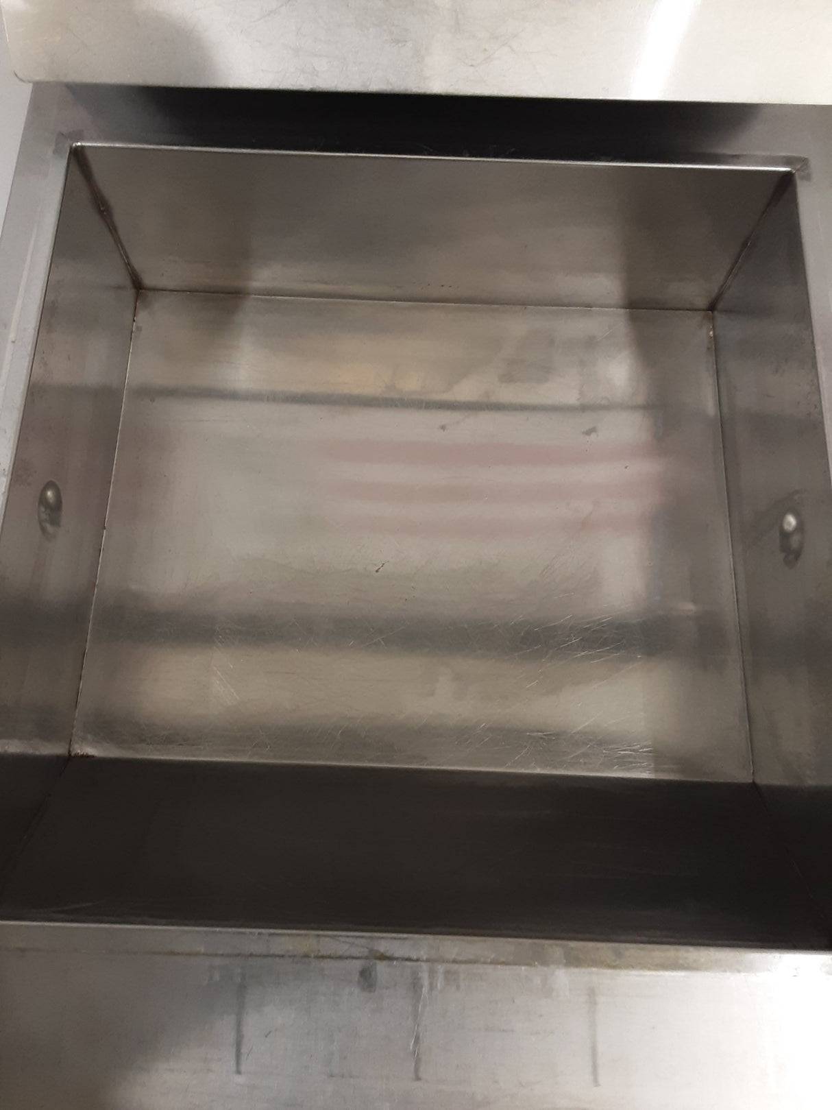 Lincat Silverlink Free-Standing Chip Scuttle, Model-CS4 (NCE6589)