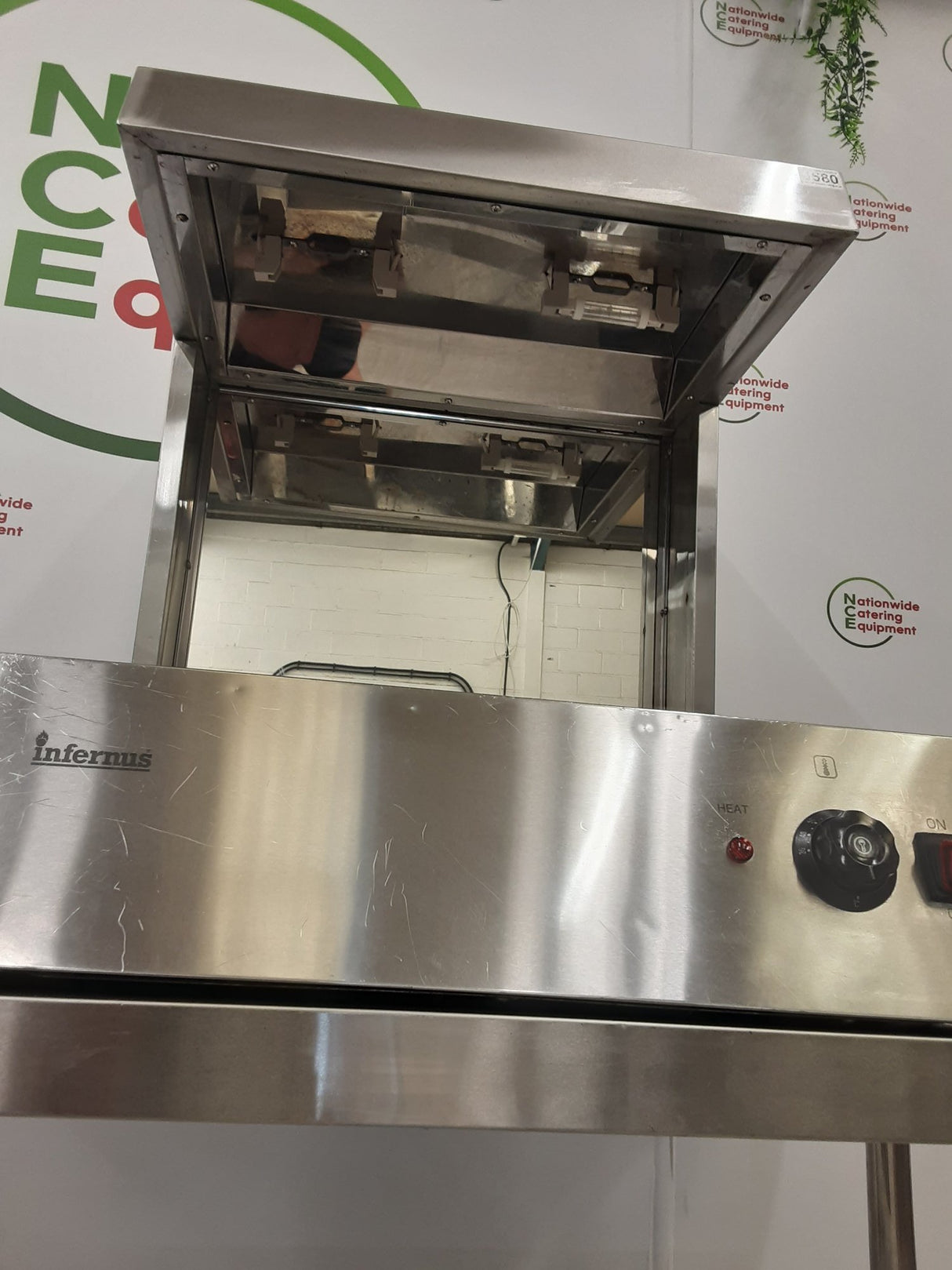Infernus Tabletop Electric Chip Scuttle/Station, Model- INF-CW8 (NCE6580)