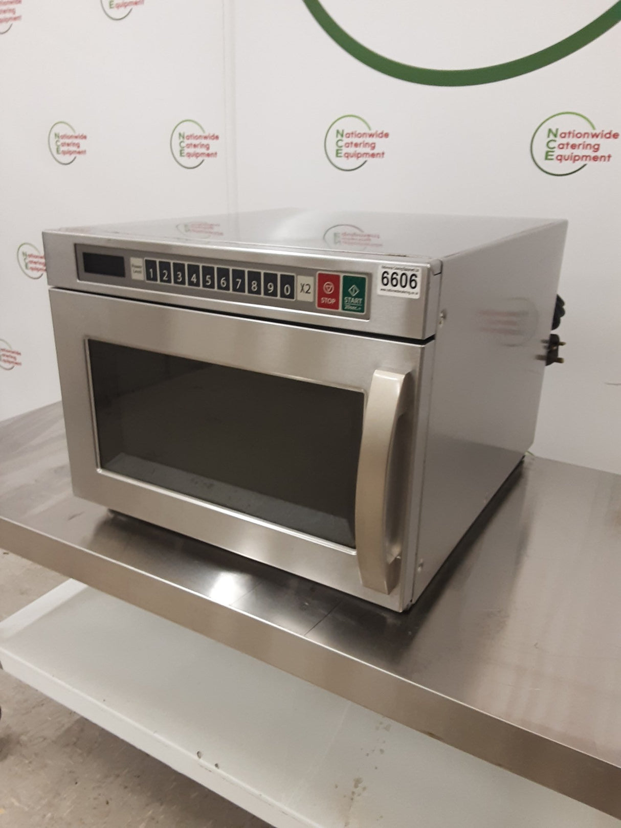 Daewoo 1850w Commercial Microwave, Model- KOM-9F85 (NCE6606)