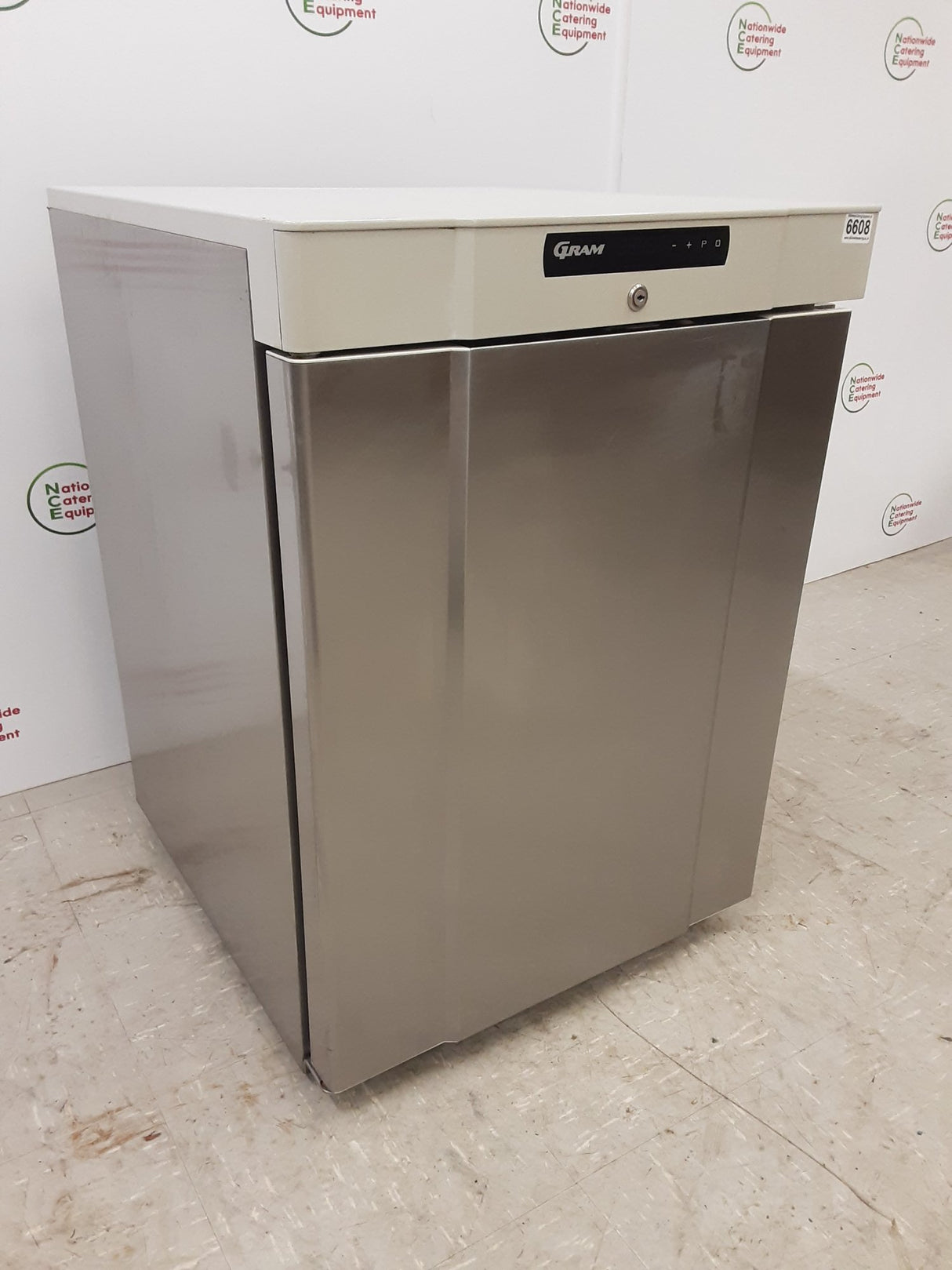 Gram Undercounter Fridge, 125L Capacity, Model- K210 (NCE6608)