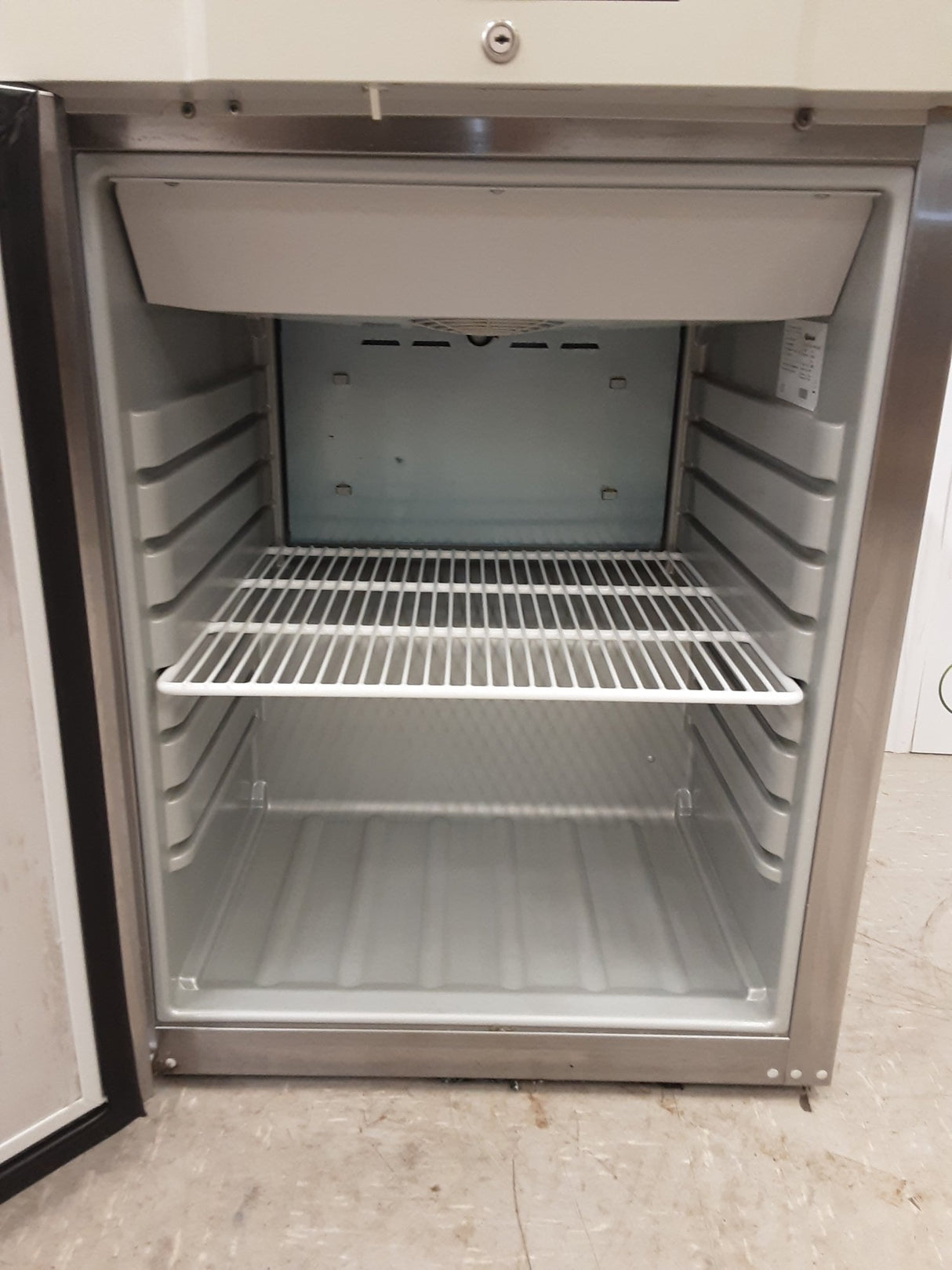 Gram Undercounter Fridge, 125L Capacity, Model- K210 (NCE6608)