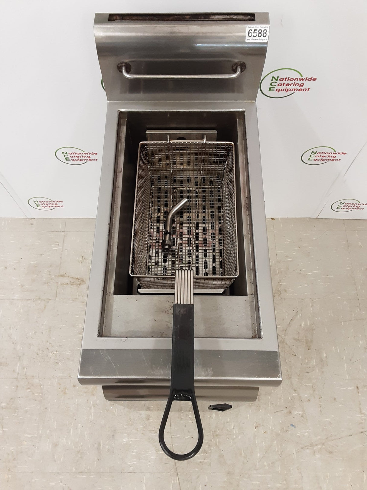 Lincat LPG Free-standing Single Tank Fryer, Model- J5 (NCE6588)