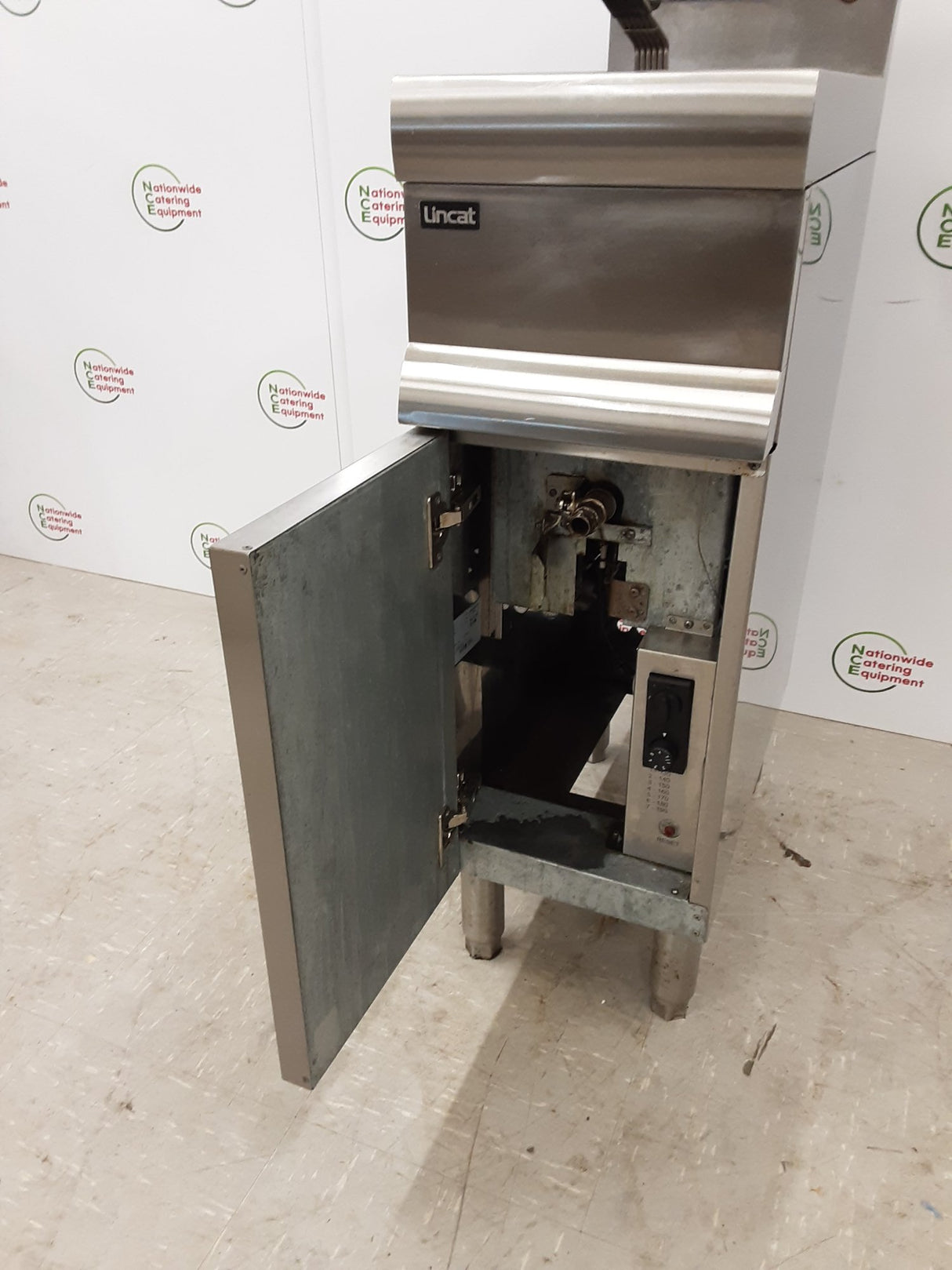 Lincat LPG Free-standing Single Tank Fryer, Model- J5 (NCE6588)