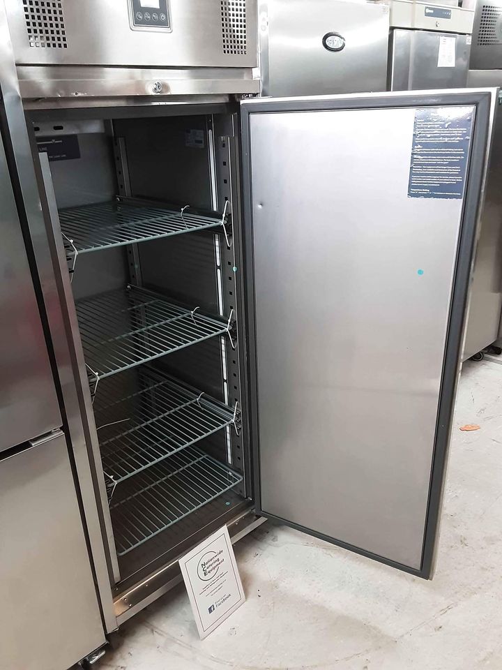 Polar Premium U-Series Single Upright Fridge, New/"B-Grade", Model-UA001 (3514)