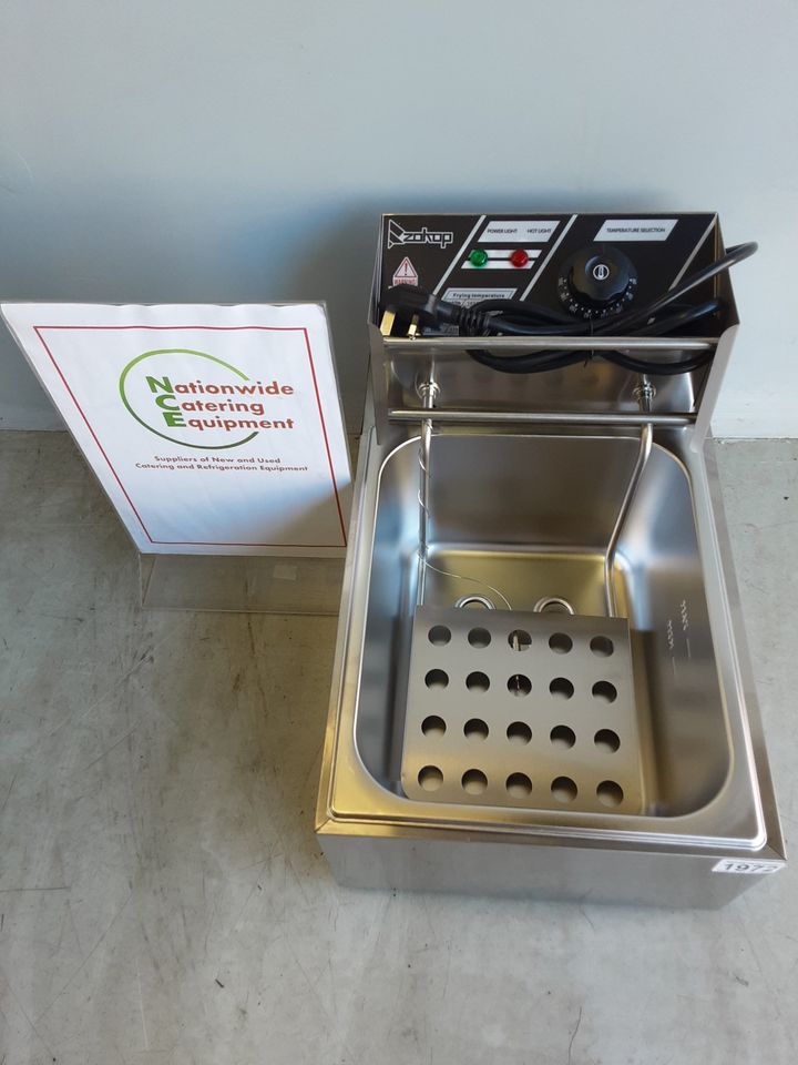 Zokop Tabletop Single Tank Fryer, NEW, 13amp (NCE1972)