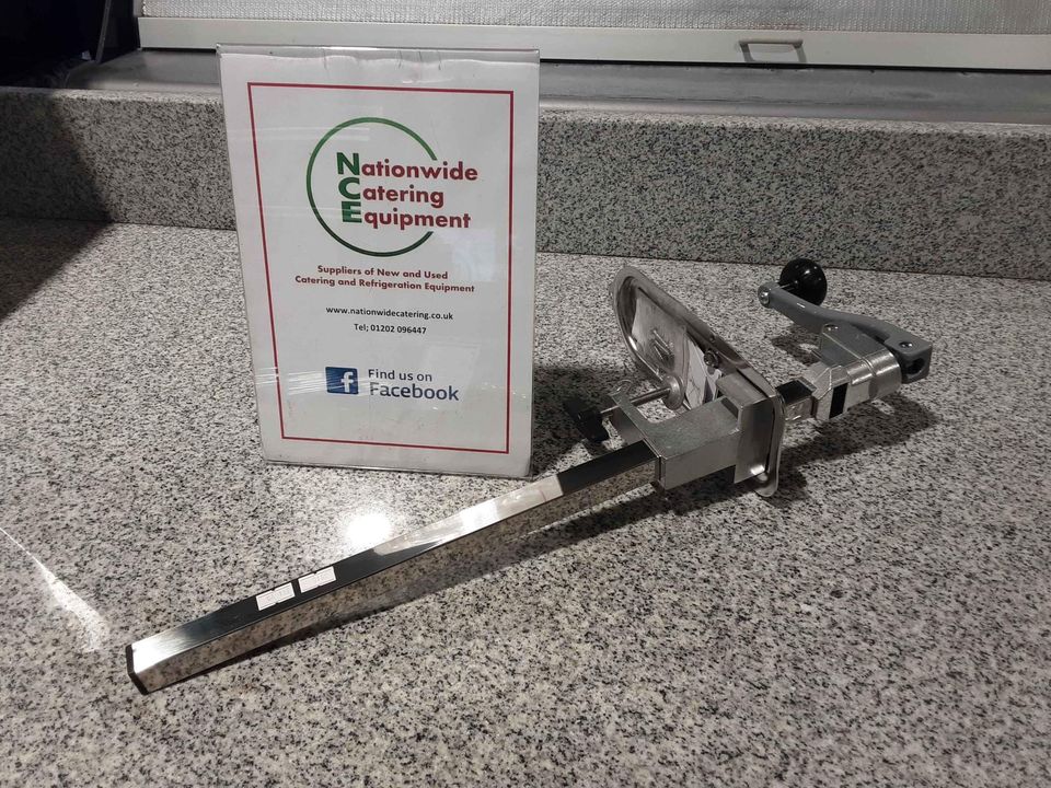 New Commercial Countertop Can Opener 48cm (3910)