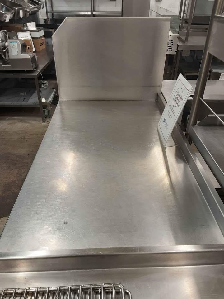 Stainless Steel Table with Upstand to Left Side - 1.2m (4095)