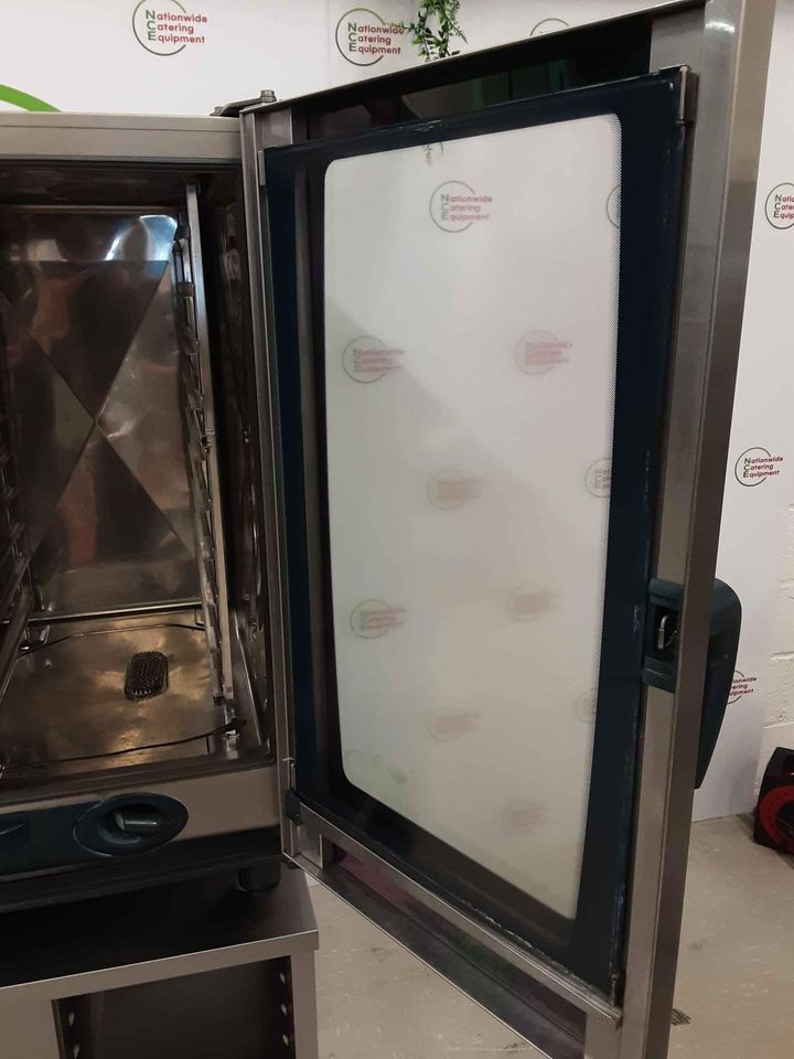 Rational SCC WE Ten Grid Electric Combi Oven On Stand (NEC4590)