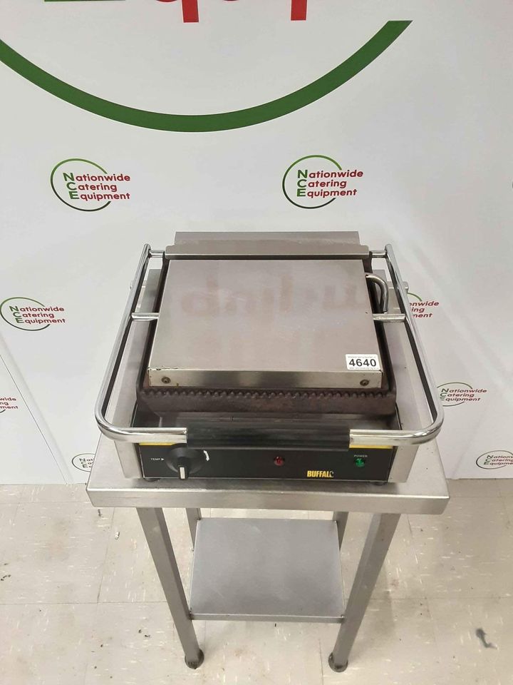 Buffalo Single Panini / Contact Grill (NCE4640)