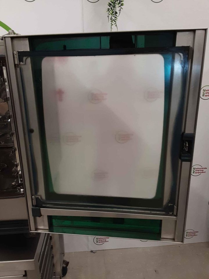 Lincat 6 Grid SCC Combi Oven on Stand - Three Phase (NCE4626)