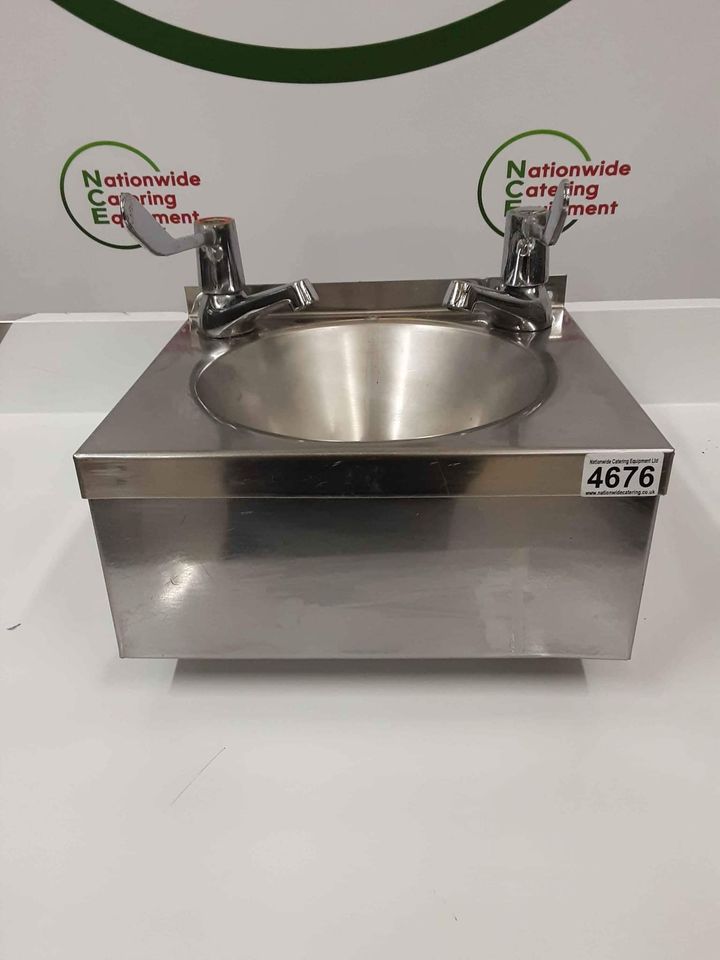 Commercial Catering Stainless Steel Wash Hand Basin With Long Lever Taps (4676)