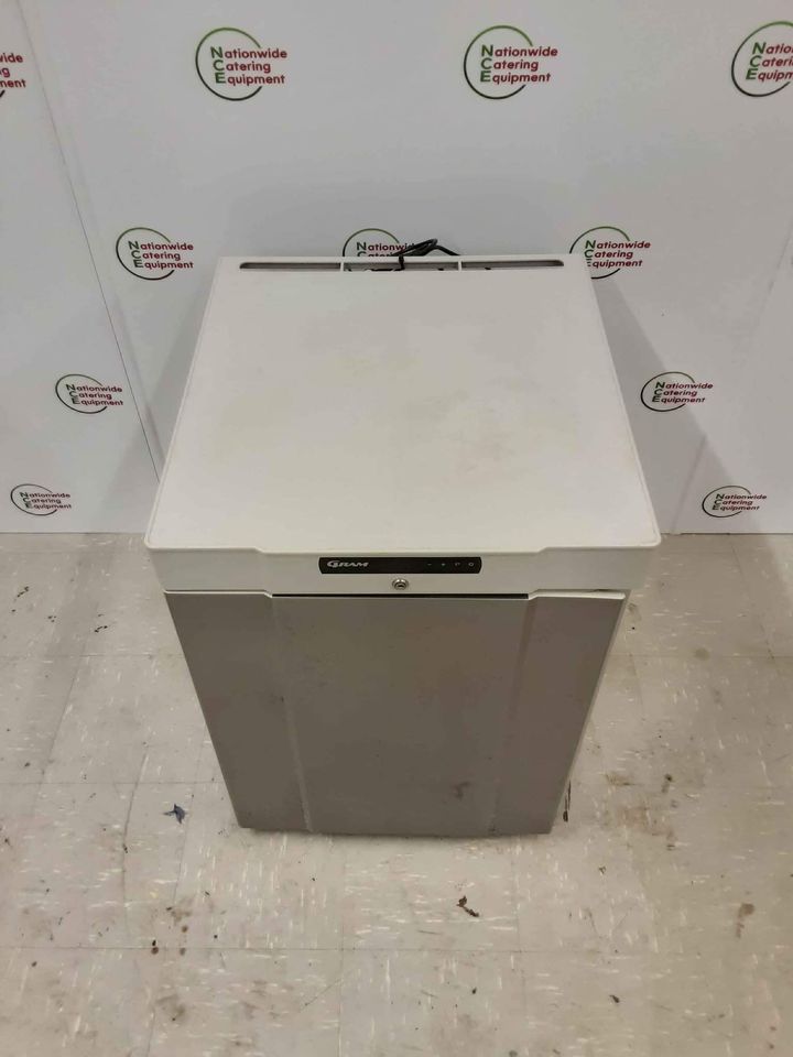 Gram Undercounter Fridge, Stainless Steel, Model-K210 (NCE4703)