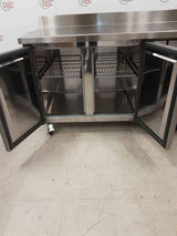 Polar Two Door Counter Freezerm Model- DL916 (NCE4706)