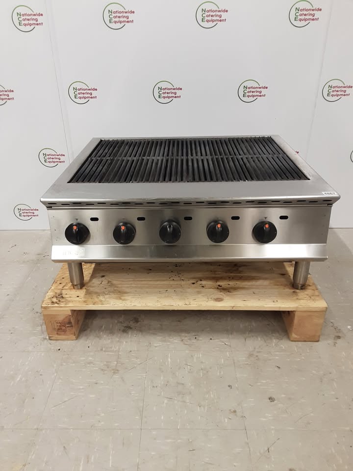 Lincat 90cm/Five Burner Tabletop Natural Gas Char-Grill (NCE4867)