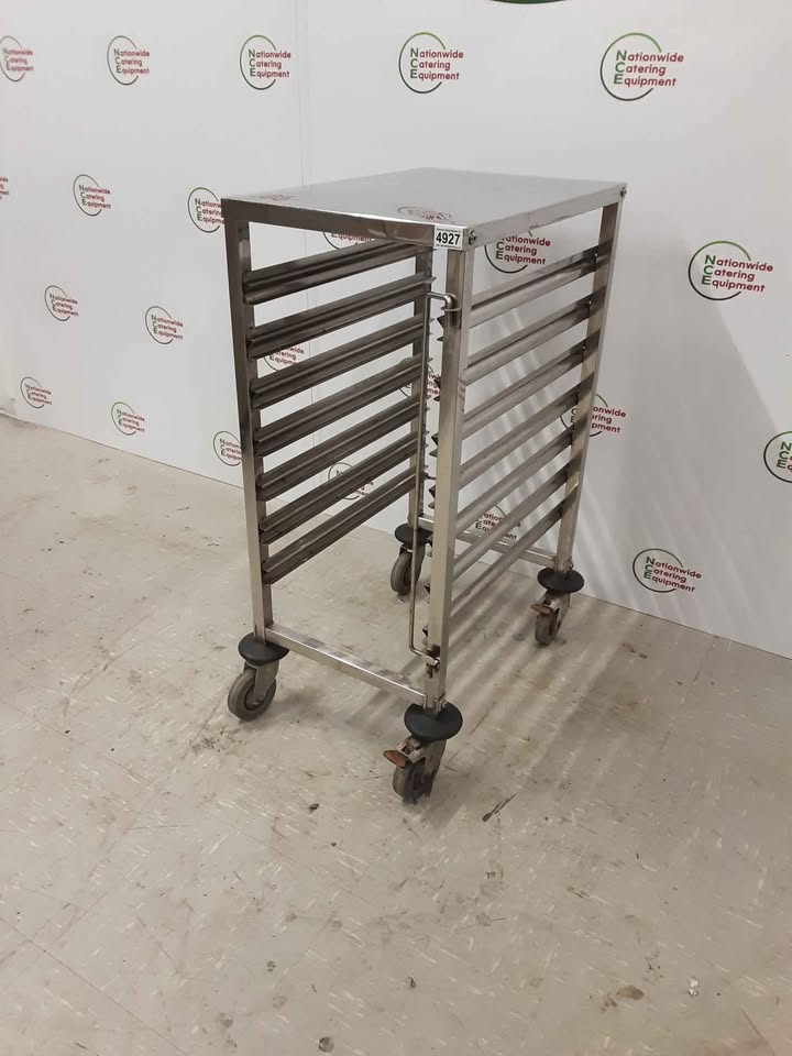 1/2 Height Gastronorm Storage Rack / Trolley, Holds 7x1/1GN's (NCE4927)