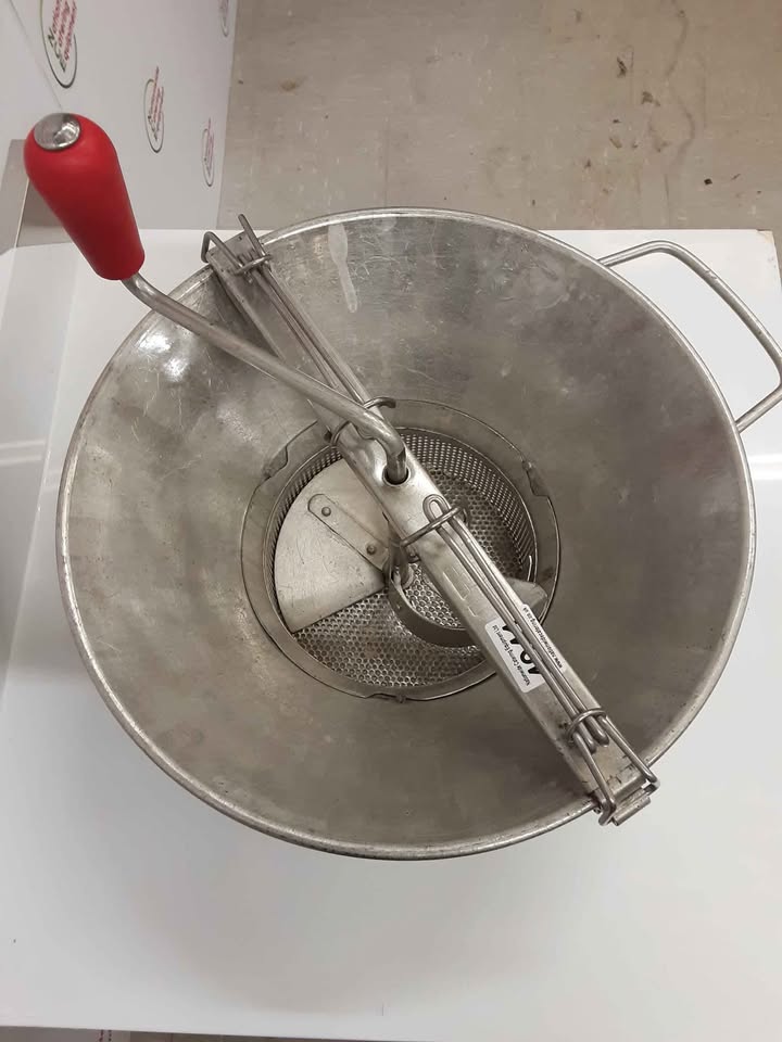 Moulin Potato/Vegetable Masher (NCE4941)