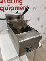 Lincat Tabletop Single Tank Electric Fryer CLEARANCE (NCE4897)