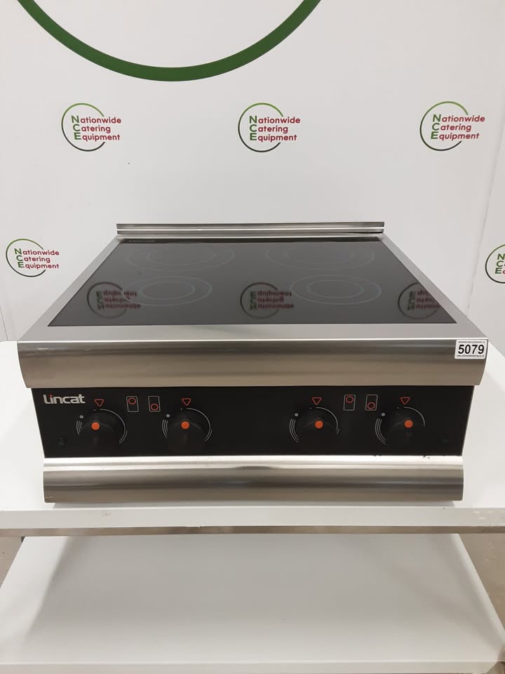 Lincat Silverlink Tabletop Four Zone Induction Stove, 2 x 13amp (NCE5079)