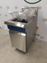 Blue Seal Twin Tank Natural Gas Fryer, Model GT46 (NCE5075)