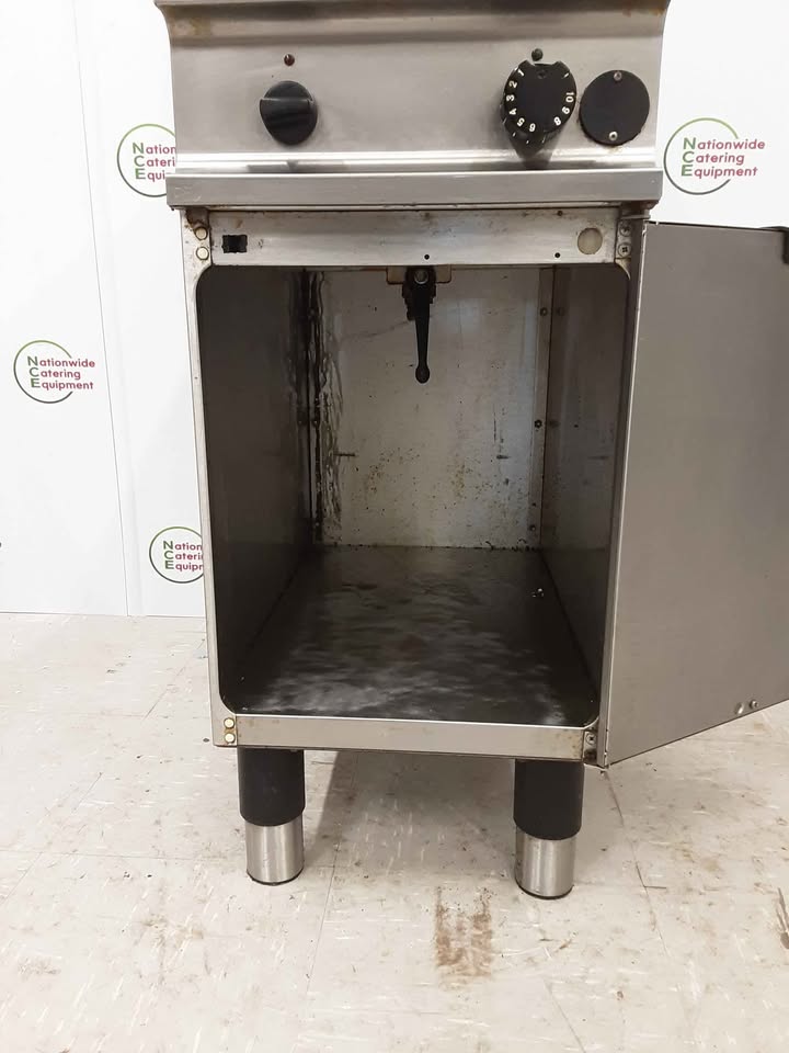 Zanussi Electric Single Tank Free-Standing Fryer, 1ph/16amp CLEARANCE (NCE5062)