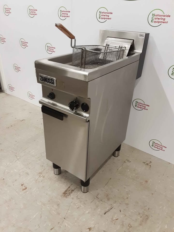 Zanussi Electric Single Tank Free-Standing Fryer, 1ph/16amp CLEARANCE (NCE5062)